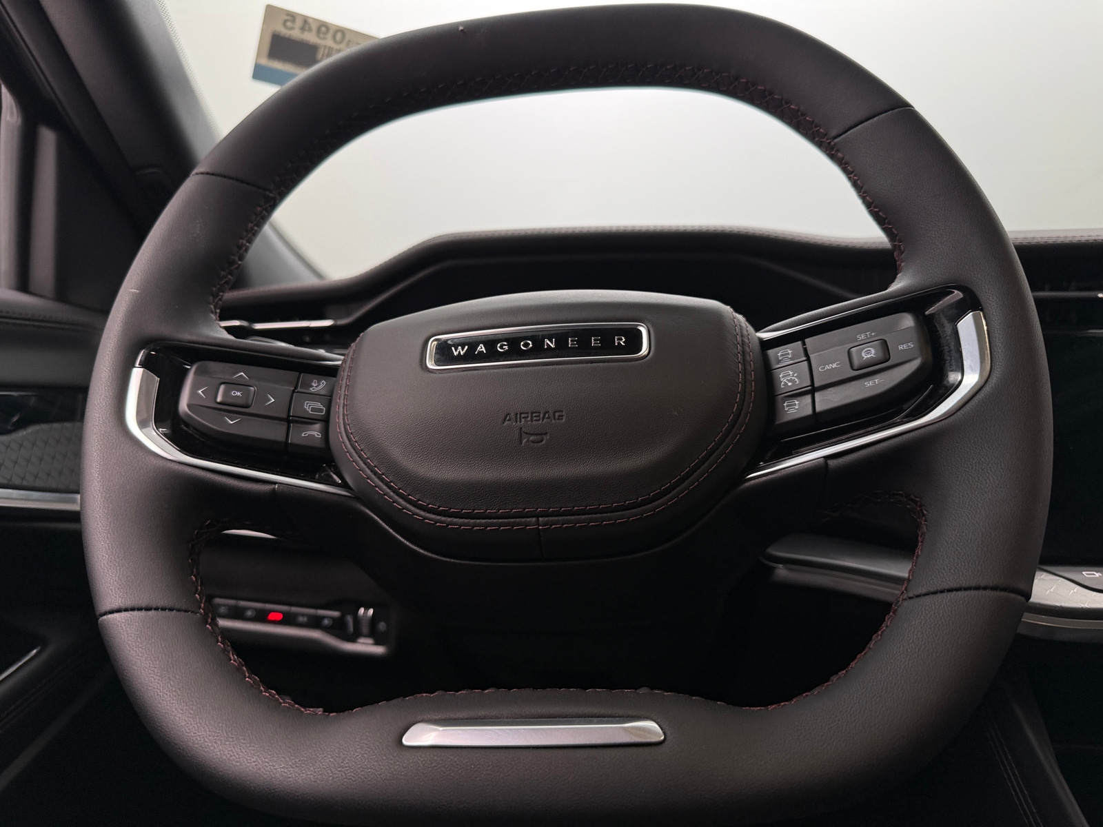 Thumbnail: 2025 Jeep Wagoneer S - 4