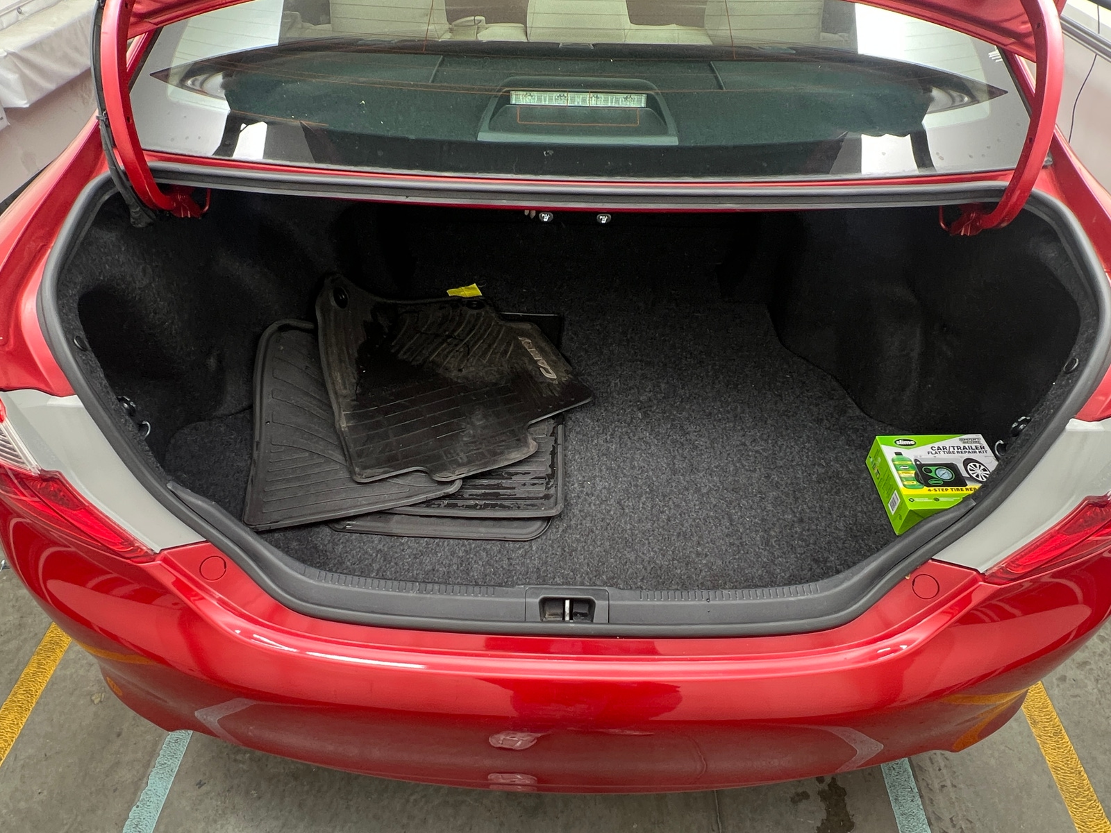 Thumbnail: 2012 Toyota Camry - 7