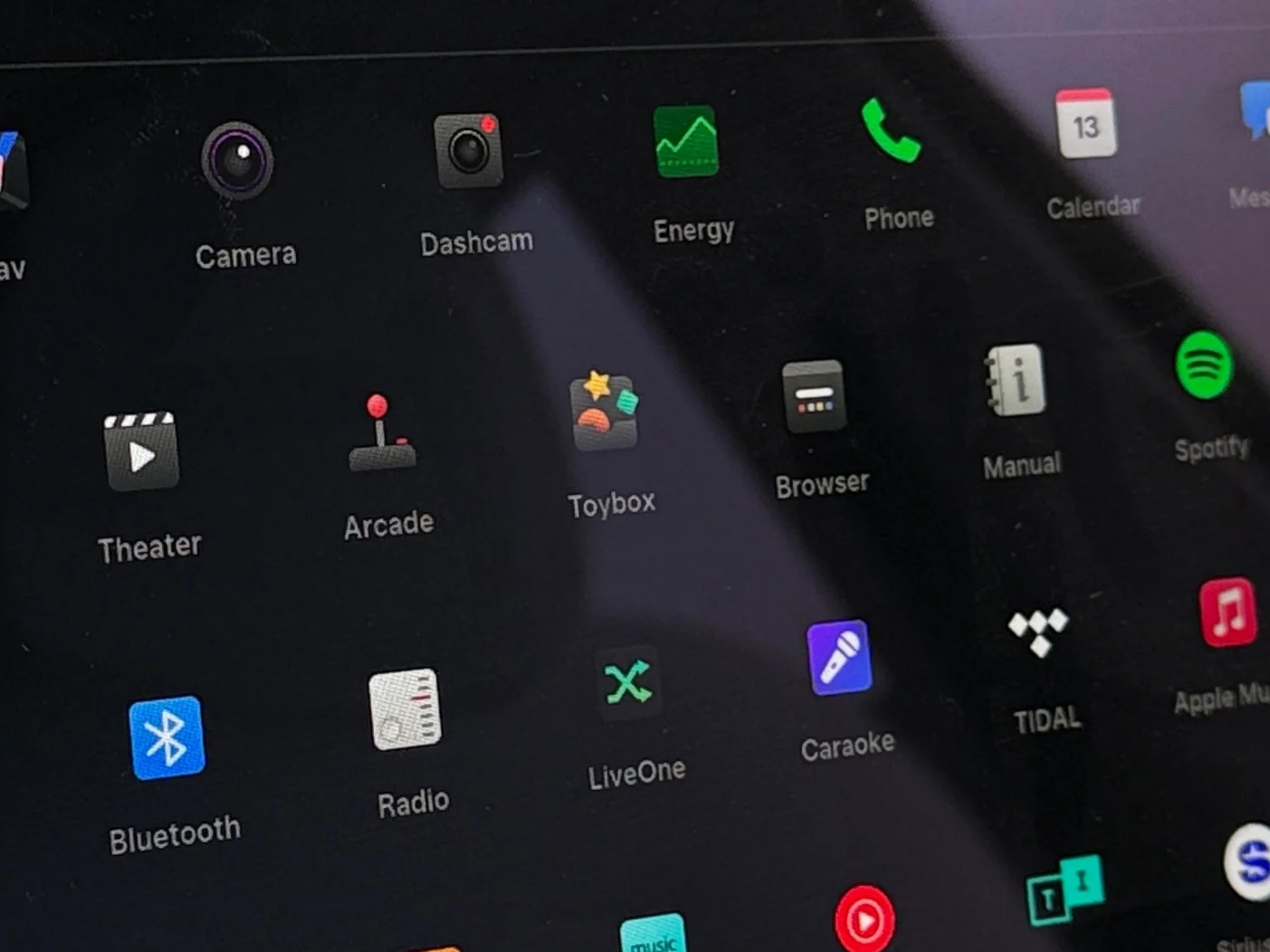 Thumbnail: 2022 Tesla Model Y - 3