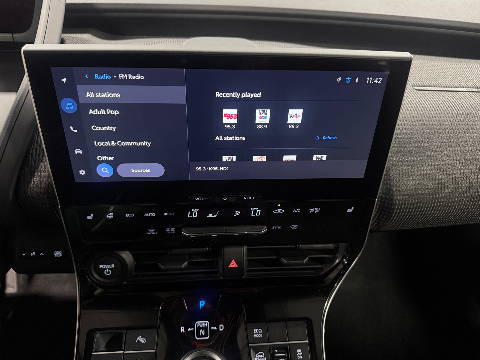 Thumbnail: 2025 Toyota bZ4X - 4