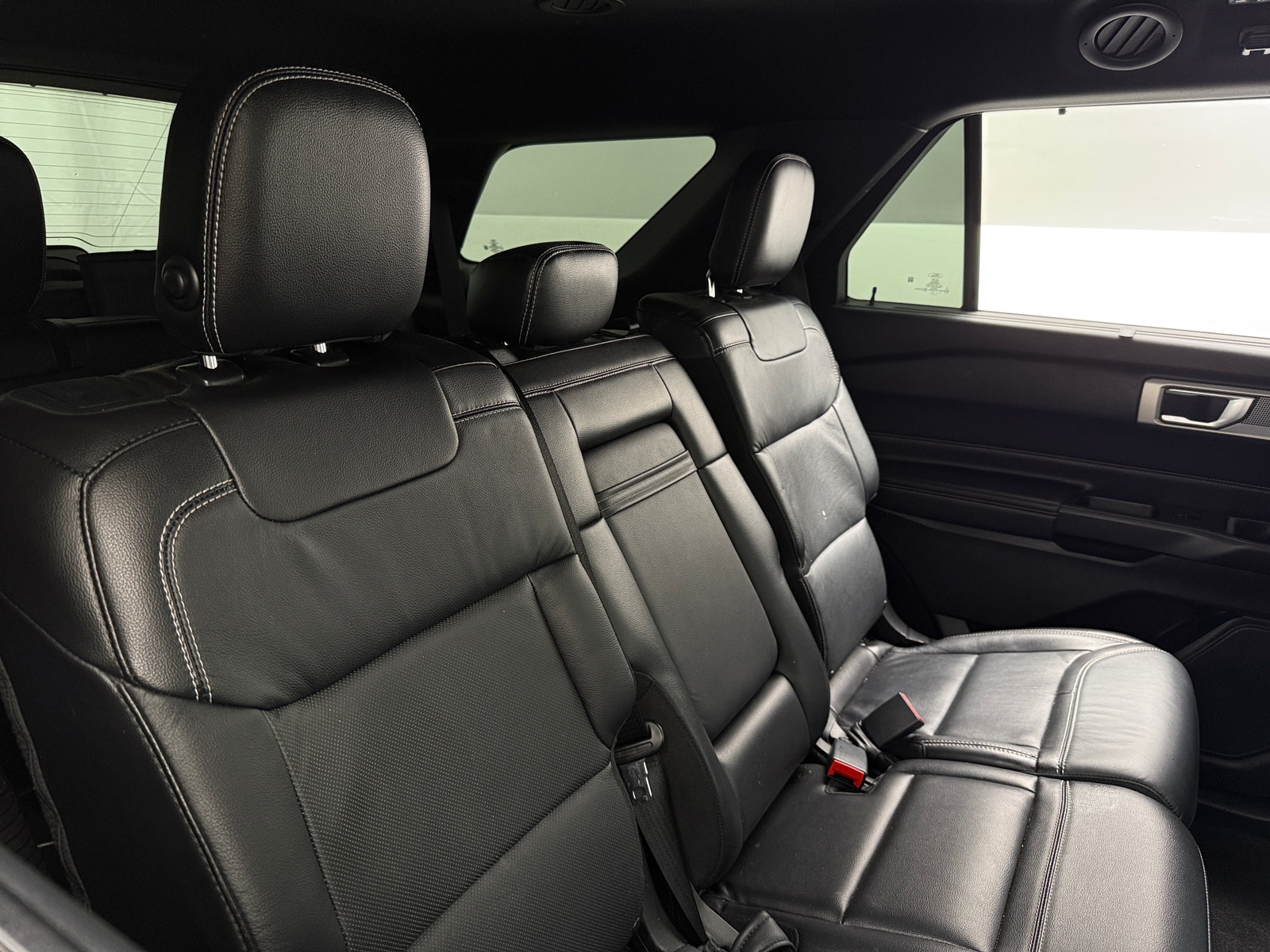 Thumbnail: 2020 Ford Explorer - 5