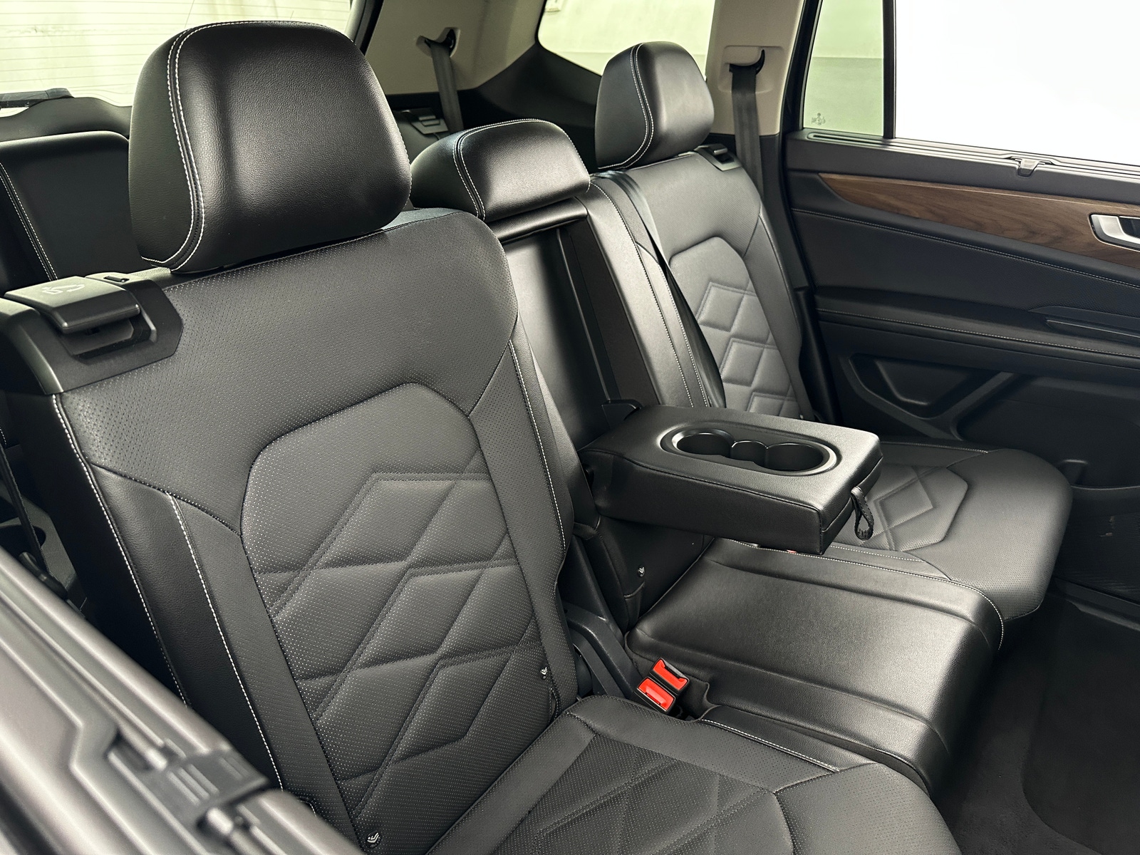 Thumbnail: 2024 Volkswagen Atlas - 5