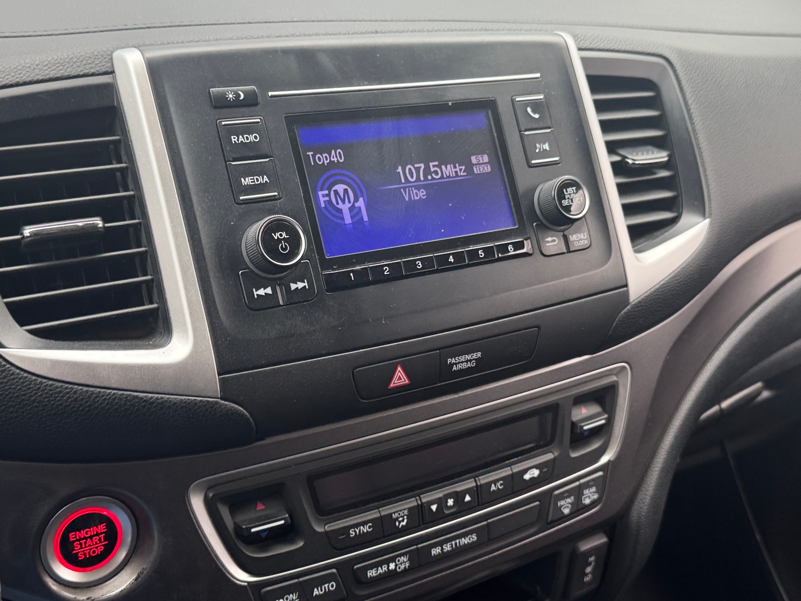 Thumbnail: 2019 Honda Ridgeline - 3