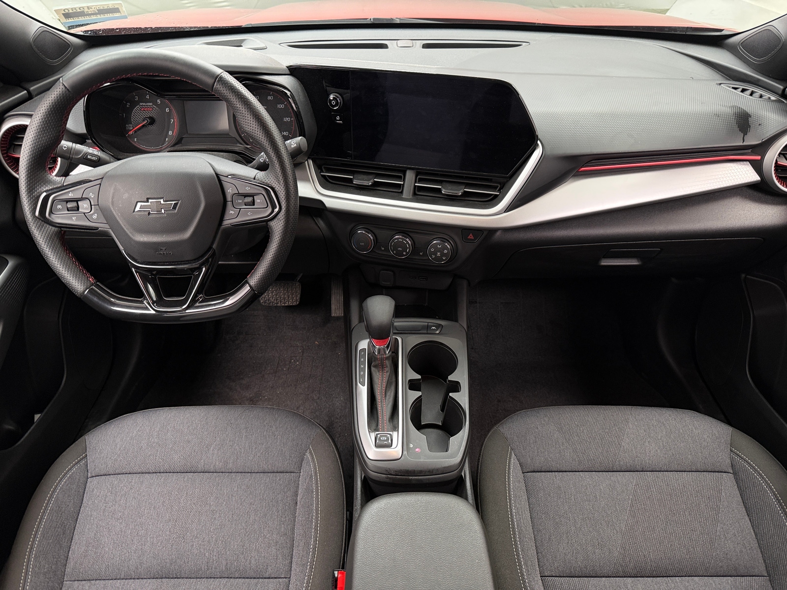 Thumbnail: 2024 Chevrolet Trax - 3