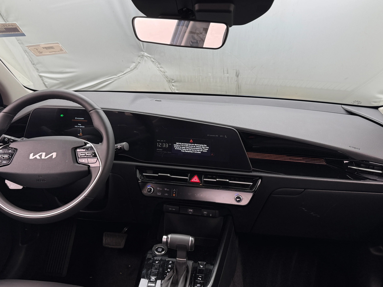 Thumbnail: 2025 Kia Niro - 3