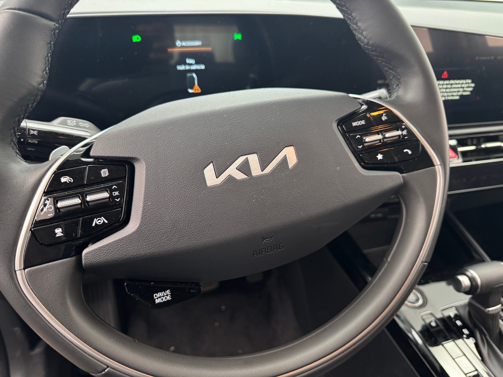 Thumbnail: 2025 Kia Niro - 5