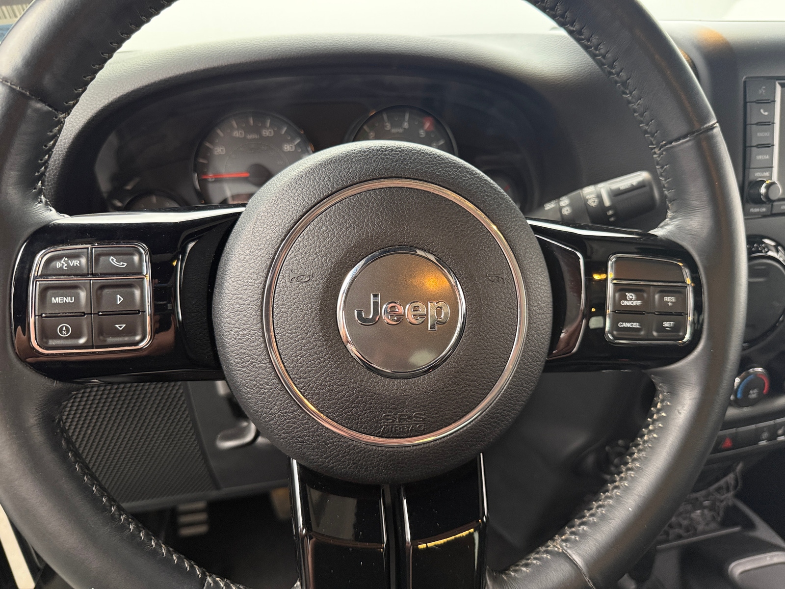 Thumbnail: 2016 Jeep Wrangler - 5