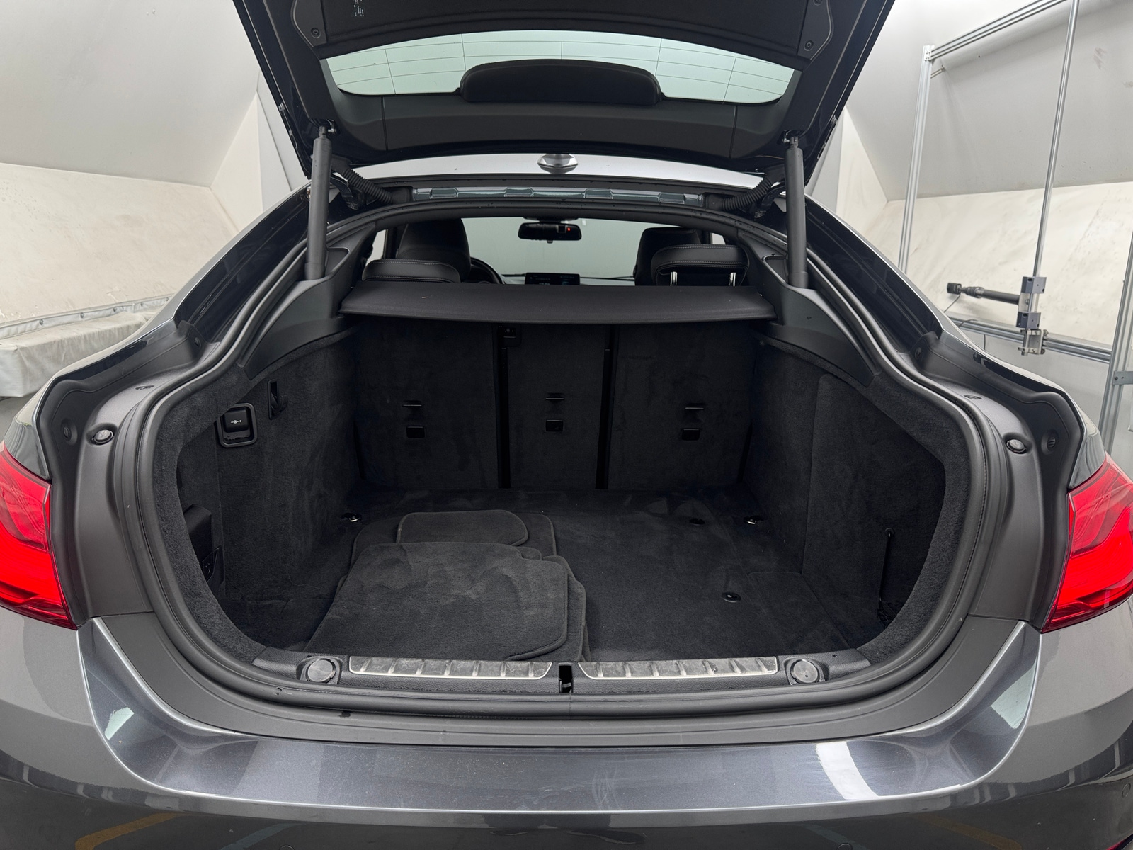 Thumbnail: 2018 BMW 4 Series - 6