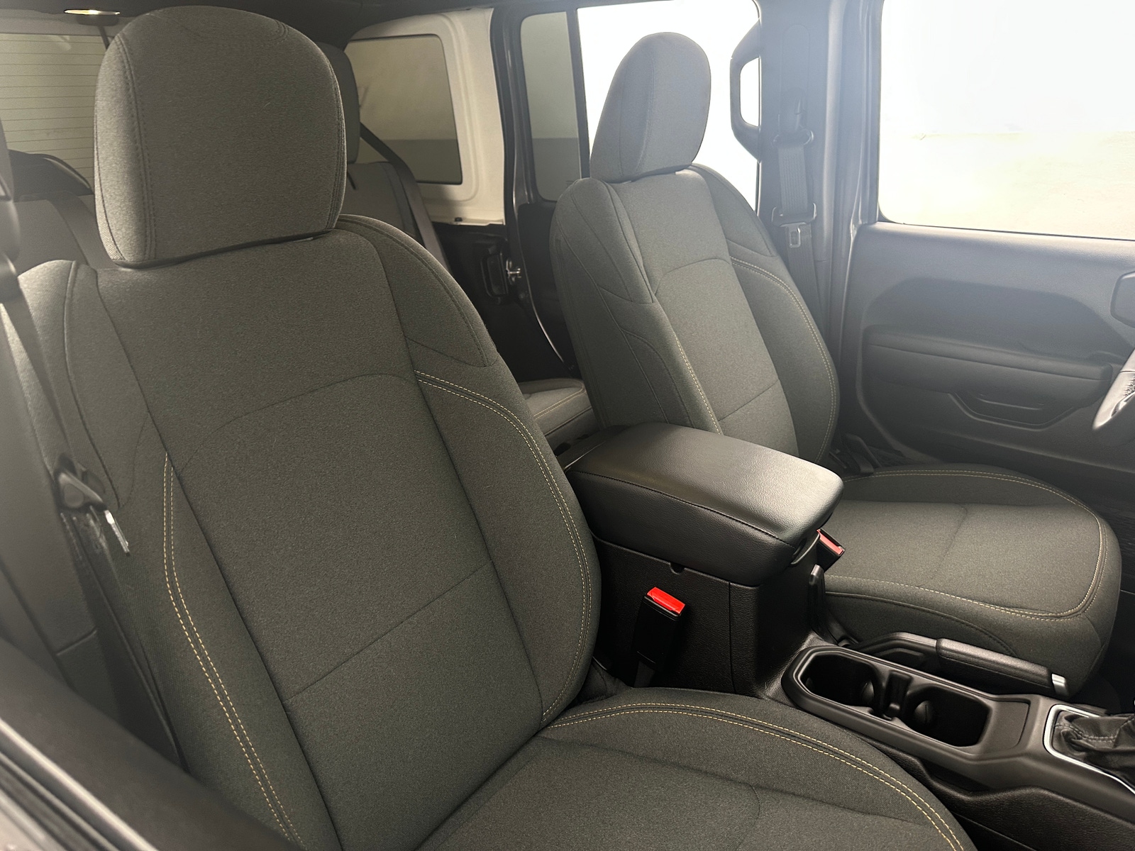 Thumbnail: 2025 Jeep Wrangler - 2