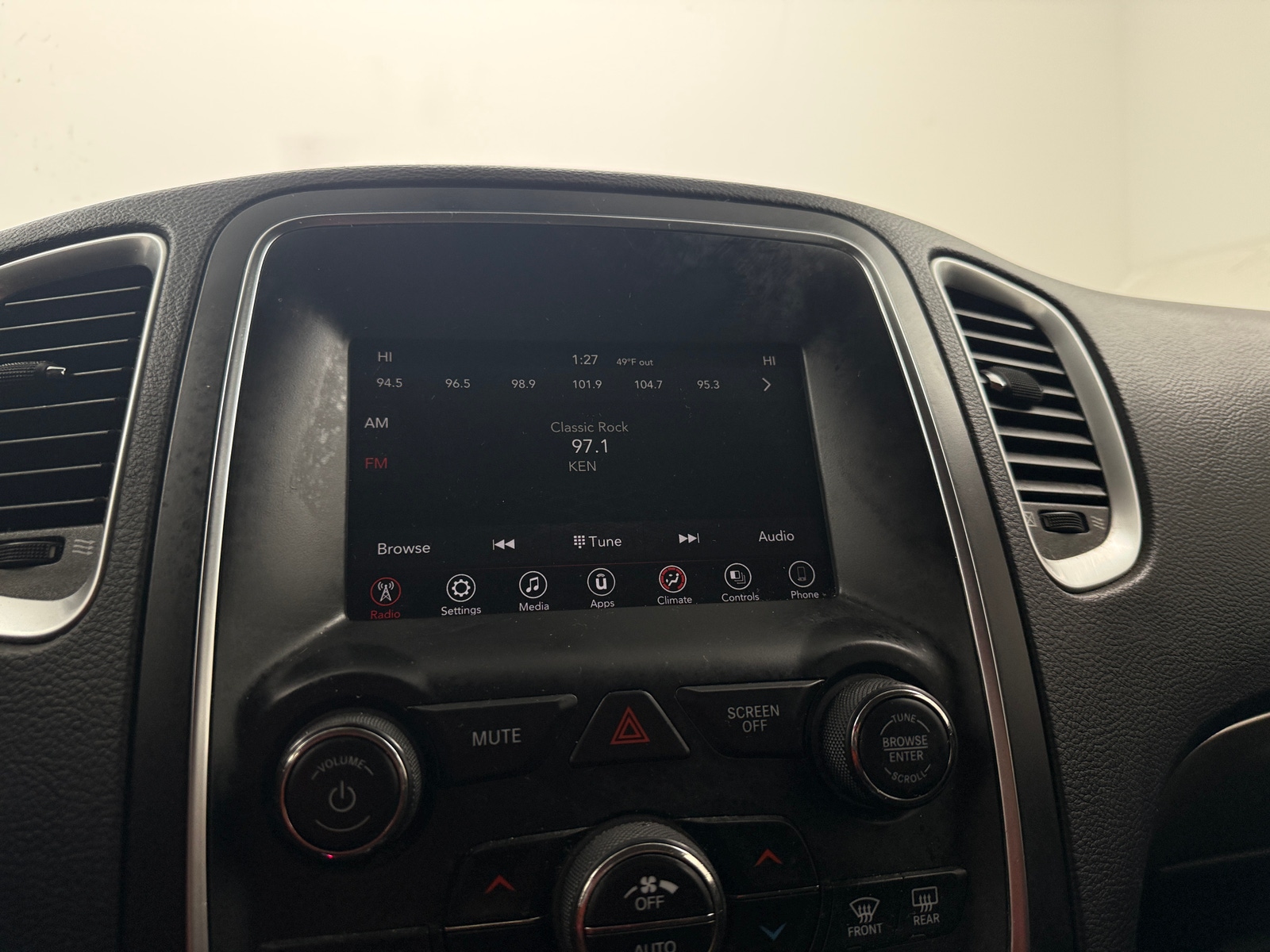 Thumbnail: 2019 Dodge Durango - 4