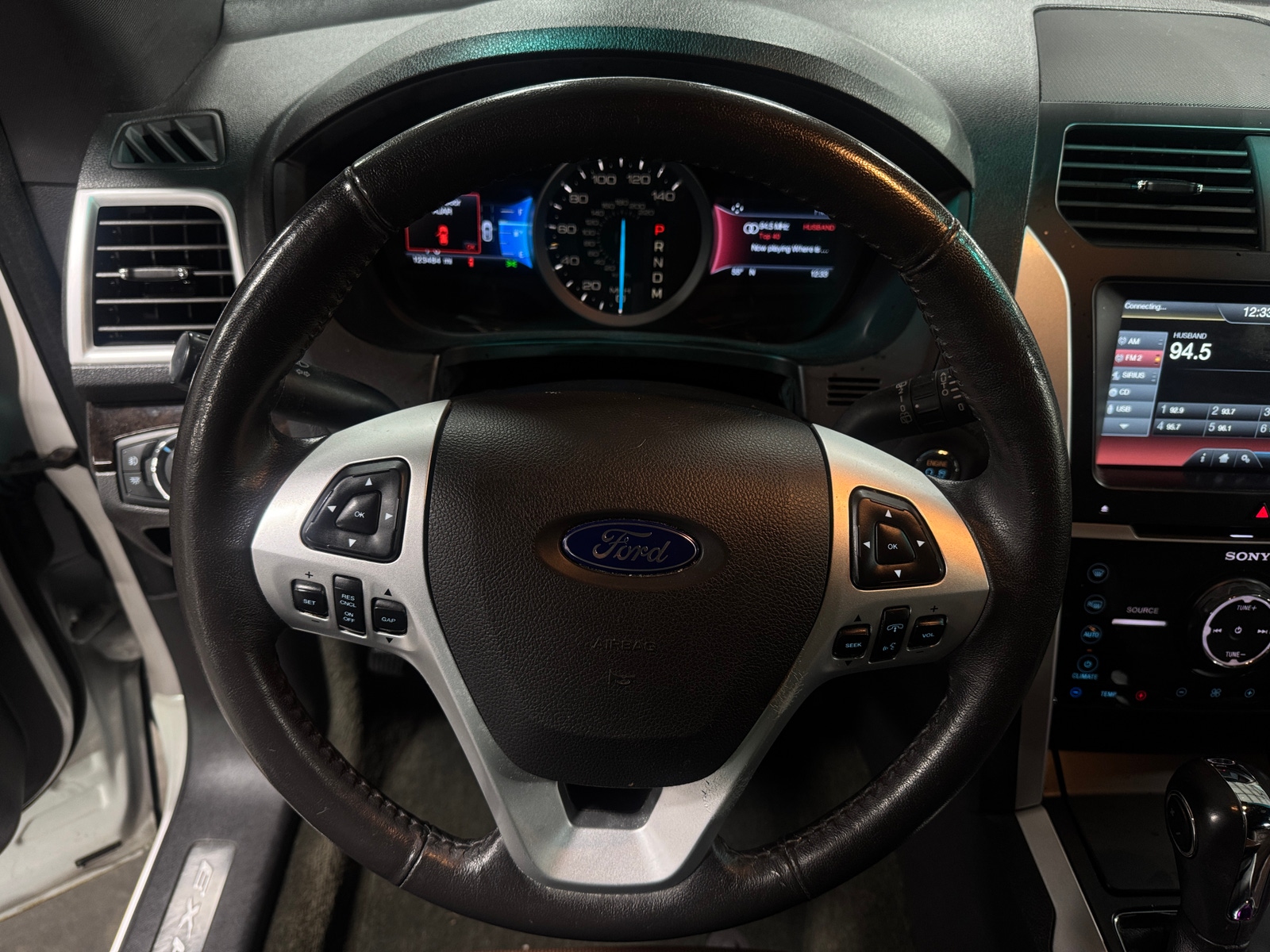 Thumbnail: 2015 Ford Explorer - 4