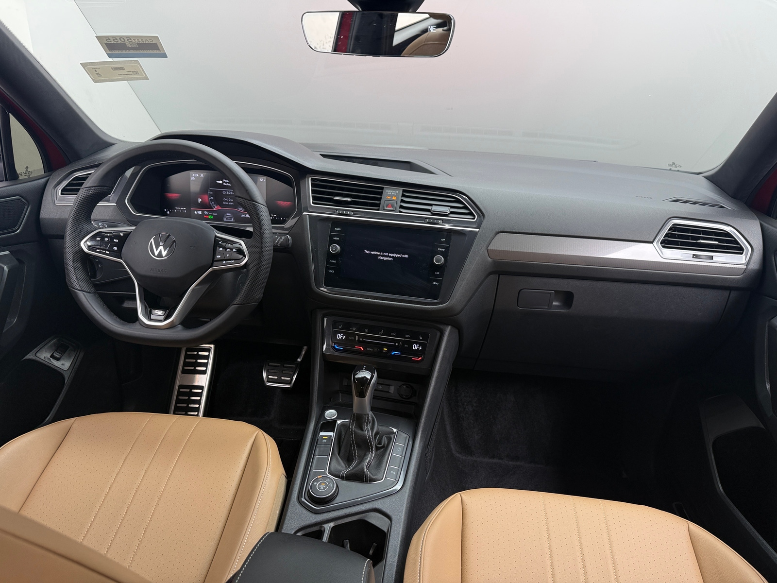 Thumbnail: 2024 Volkswagen Tiguan - 2