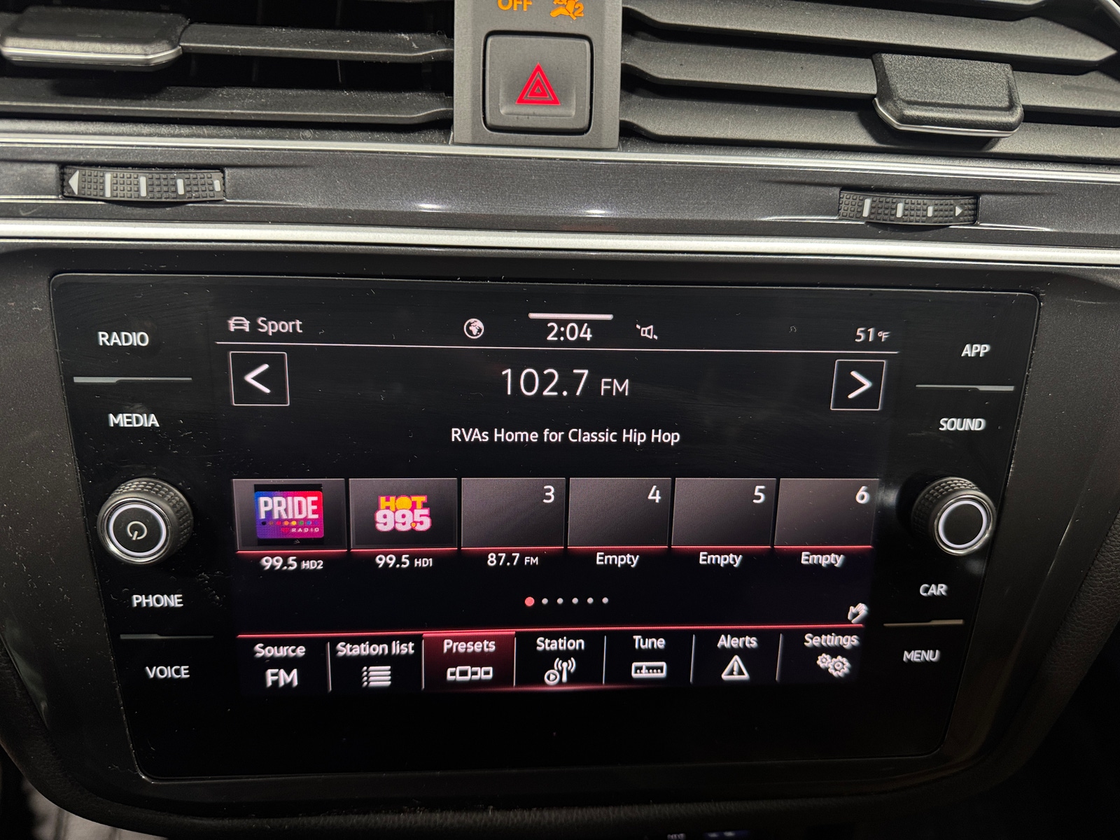 Thumbnail: 2024 Volkswagen Tiguan - 3