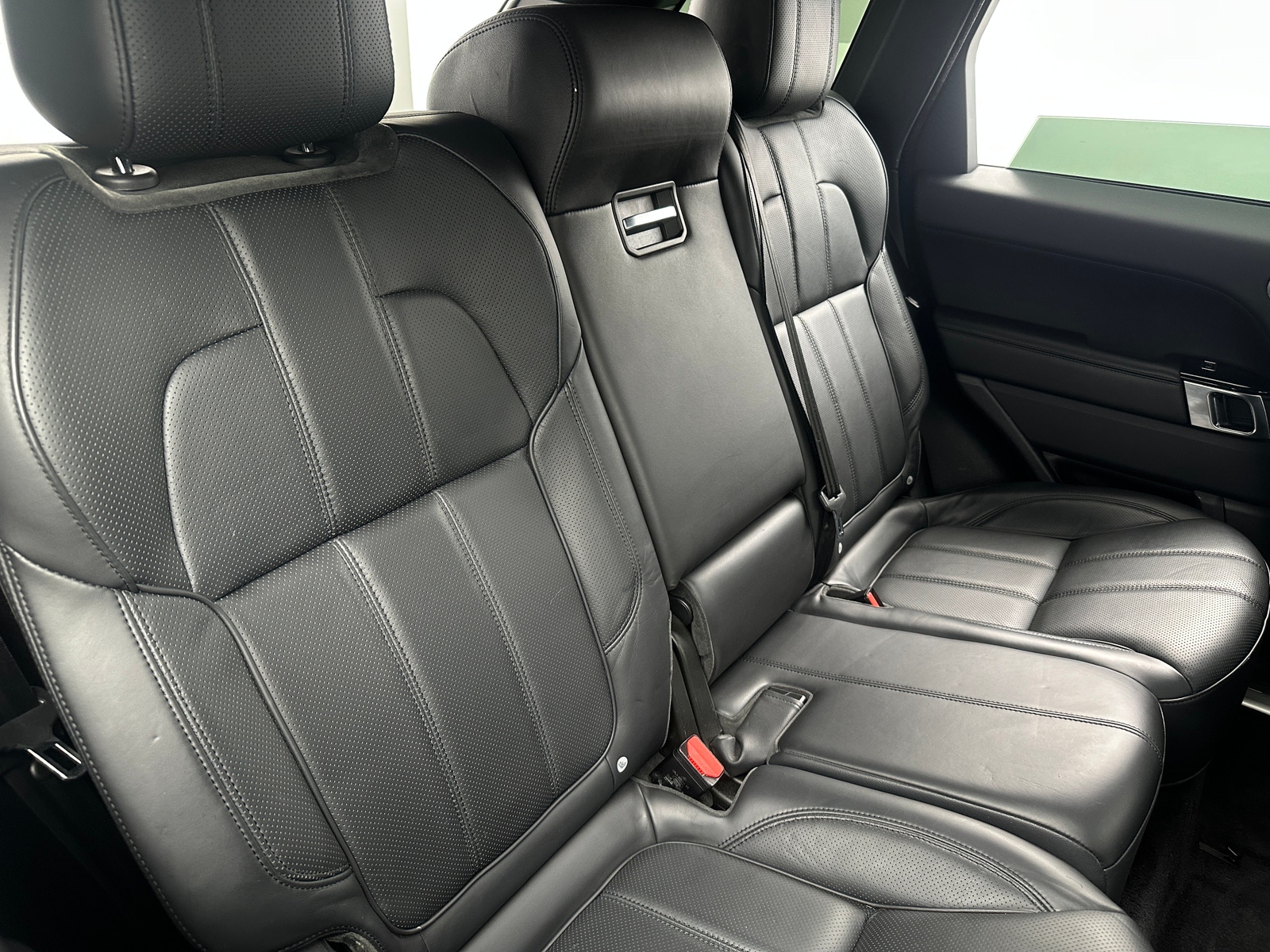 Thumbnail: 2016 Land Rover Range Rover Sport - 5