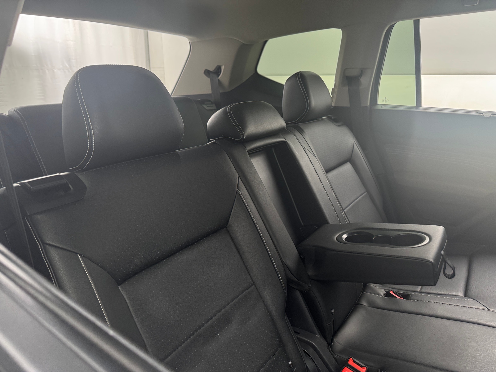 Thumbnail: 2023 Volkswagen Atlas - 5