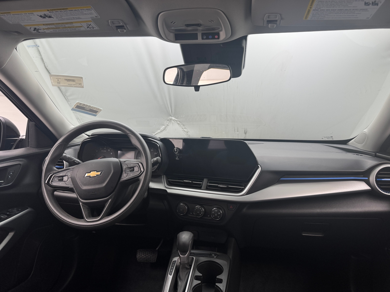 Thumbnail: 2025 Chevrolet Trax - 3