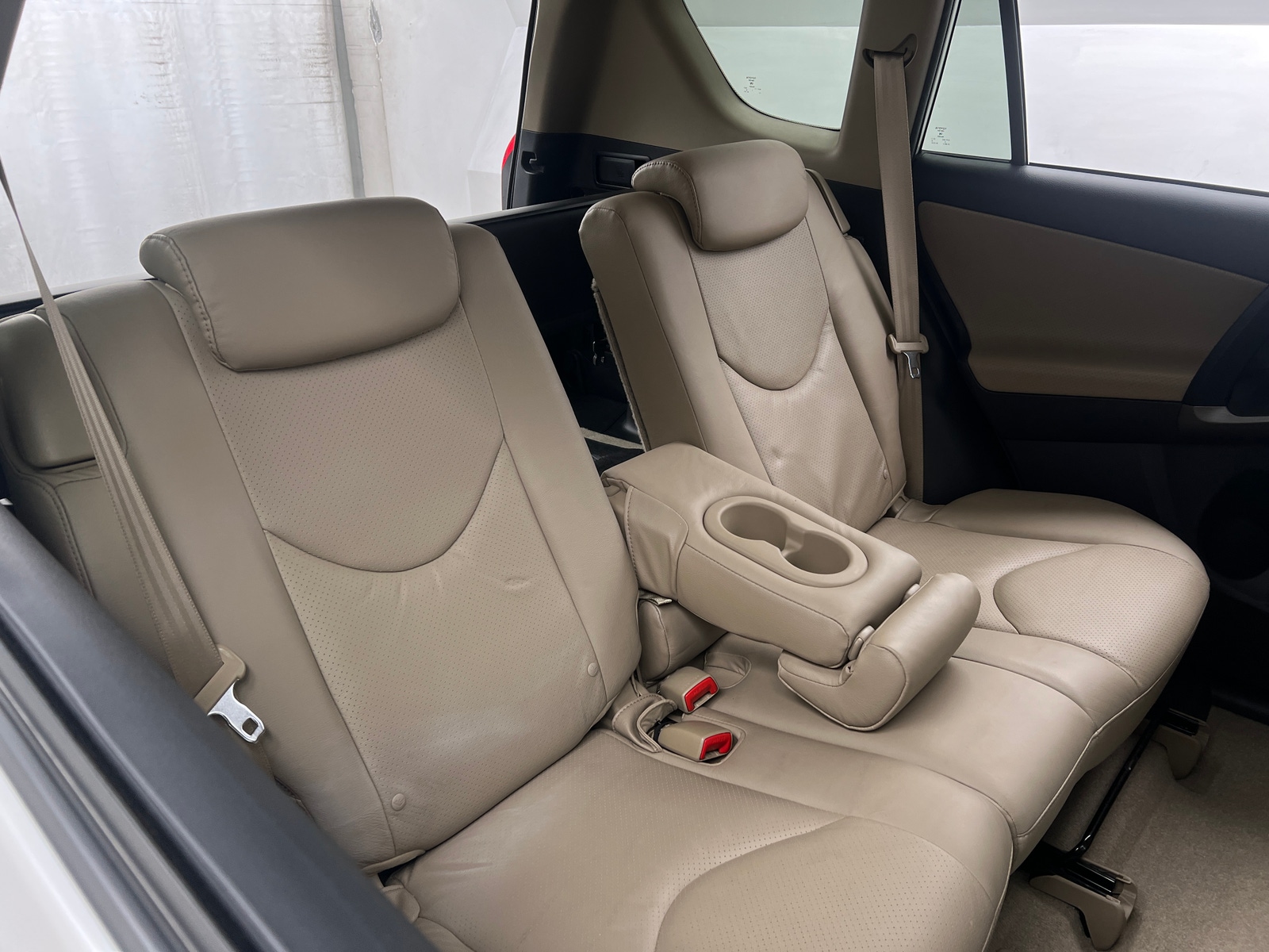 Thumbnail: 2010 Toyota RAV4 - 6