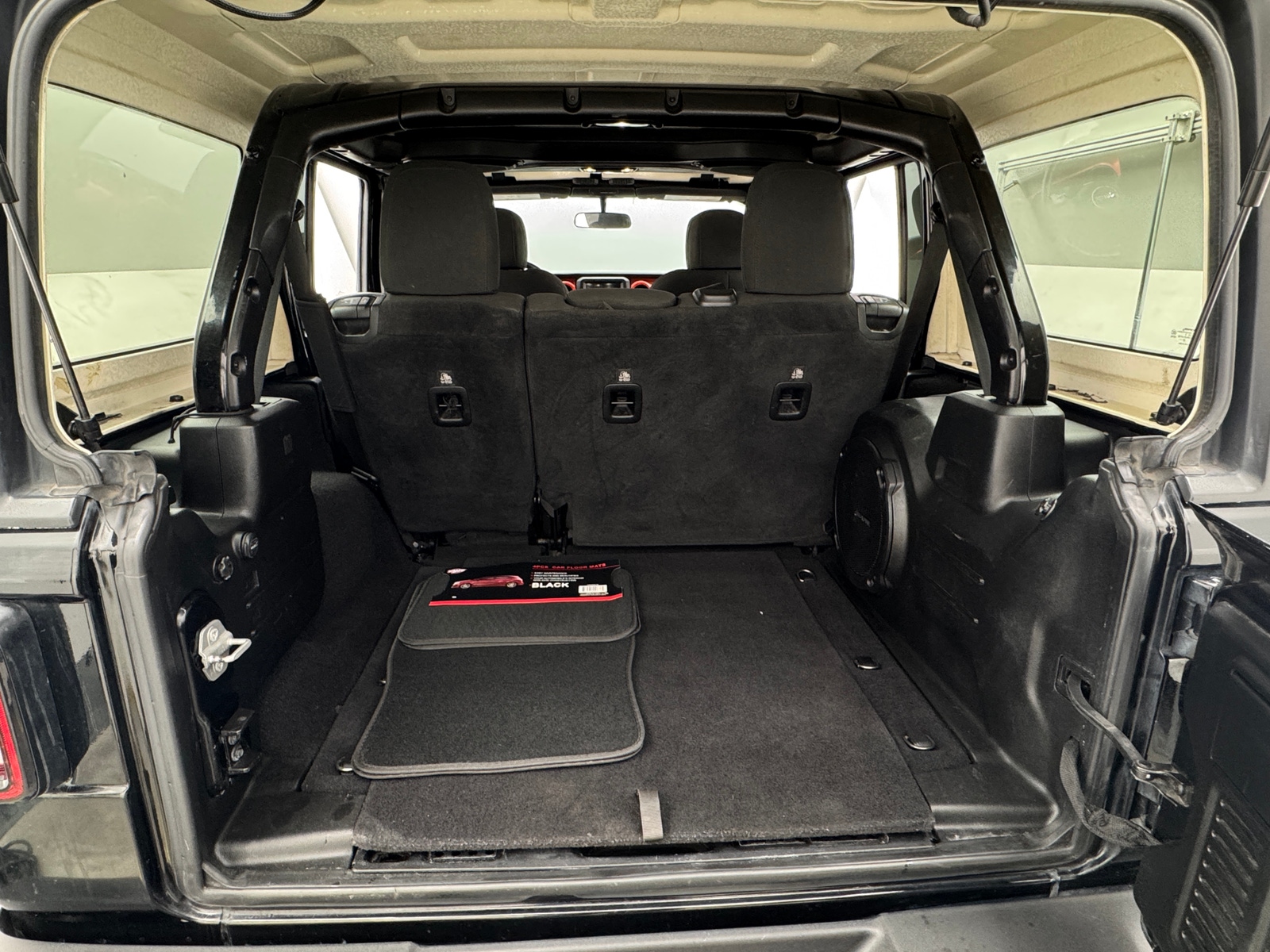 Thumbnail: 2021 Jeep Wrangler - 7