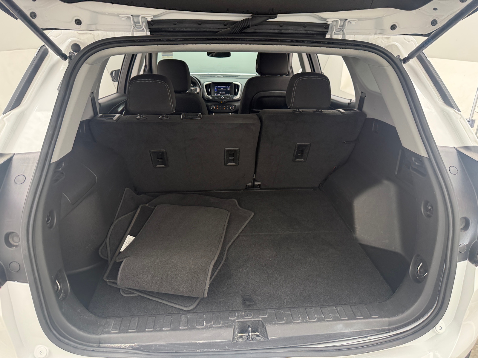 Thumbnail: 2024 GMC Terrain - 7