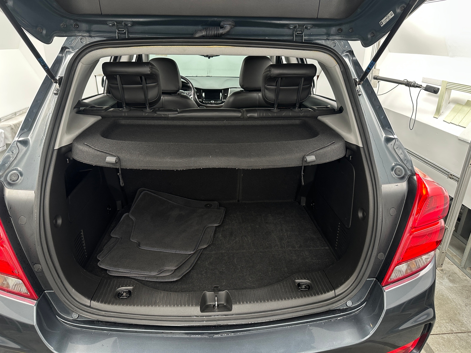 Thumbnail: 2021 Chevrolet Trax - 7