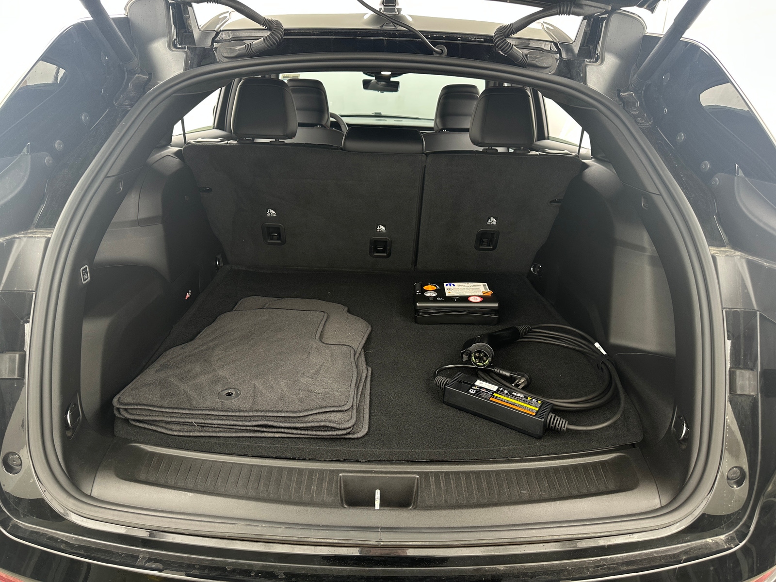 Thumbnail: 2024 Jeep Wagoneer S - 6