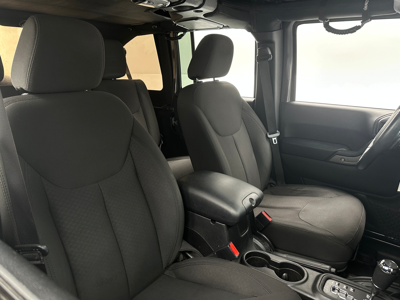 Thumbnail: 2017 Jeep Wrangler - 2