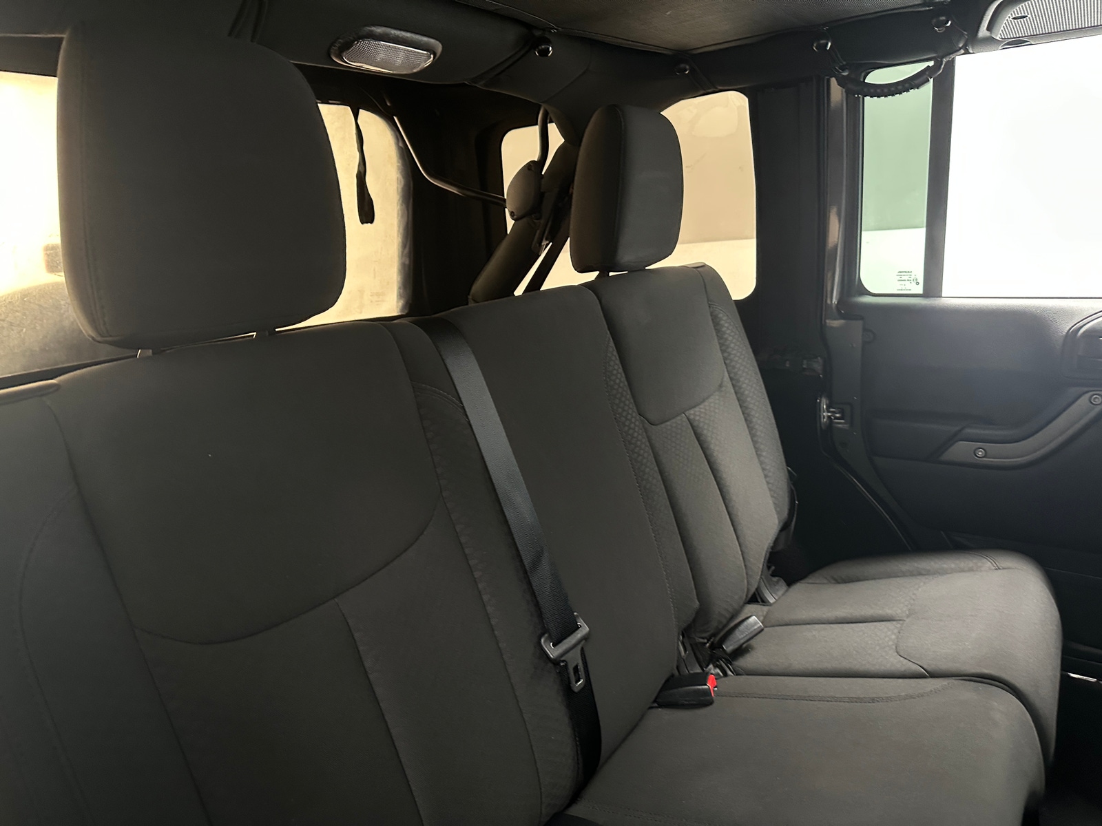 Thumbnail: 2017 Jeep Wrangler - 6