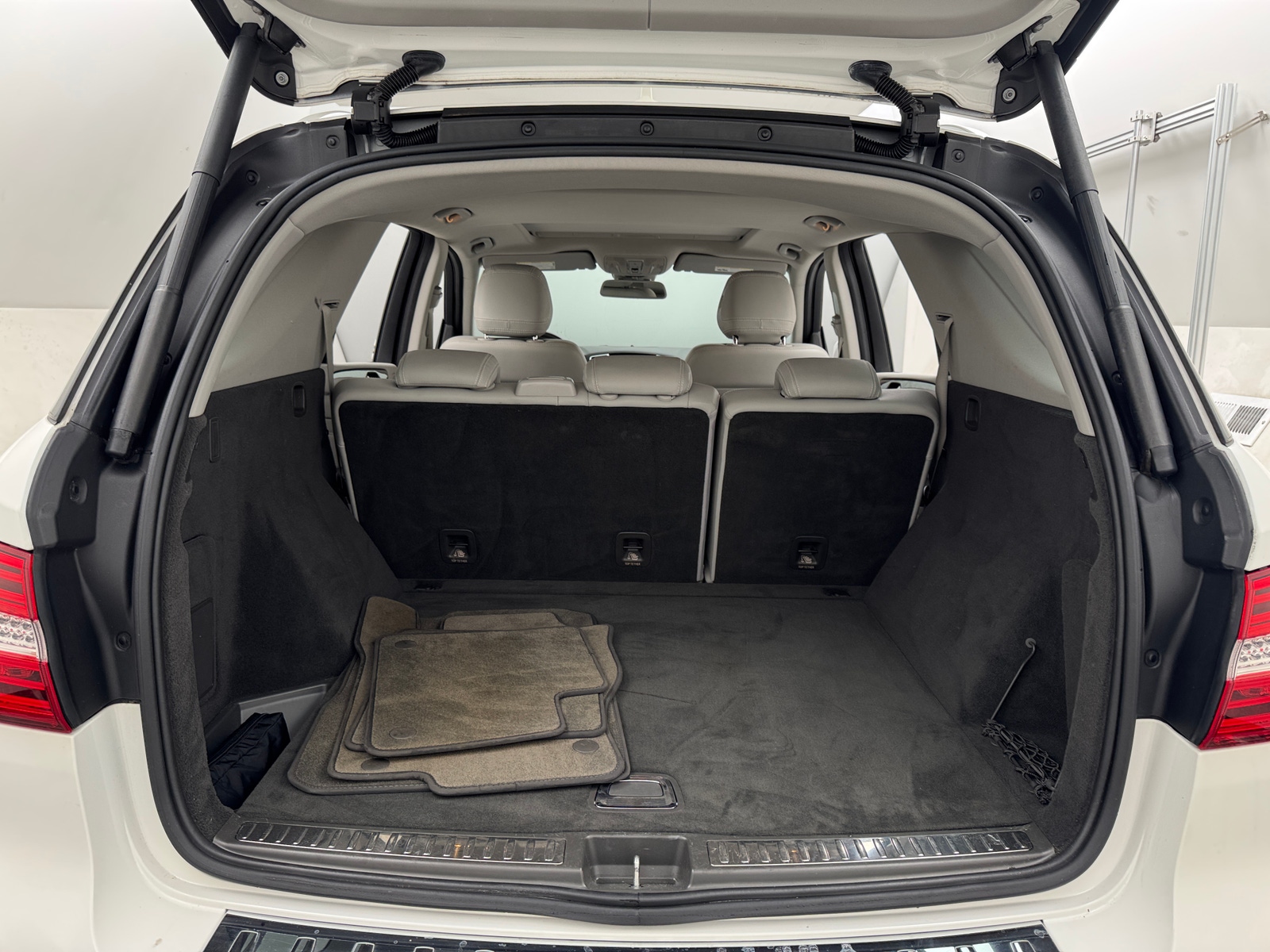 Thumbnail: 2014 Mercedes-Benz M-Class - 6