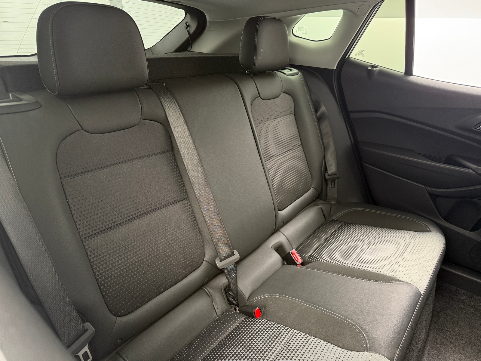 Thumbnail: 2025 Chevrolet Trax - 6