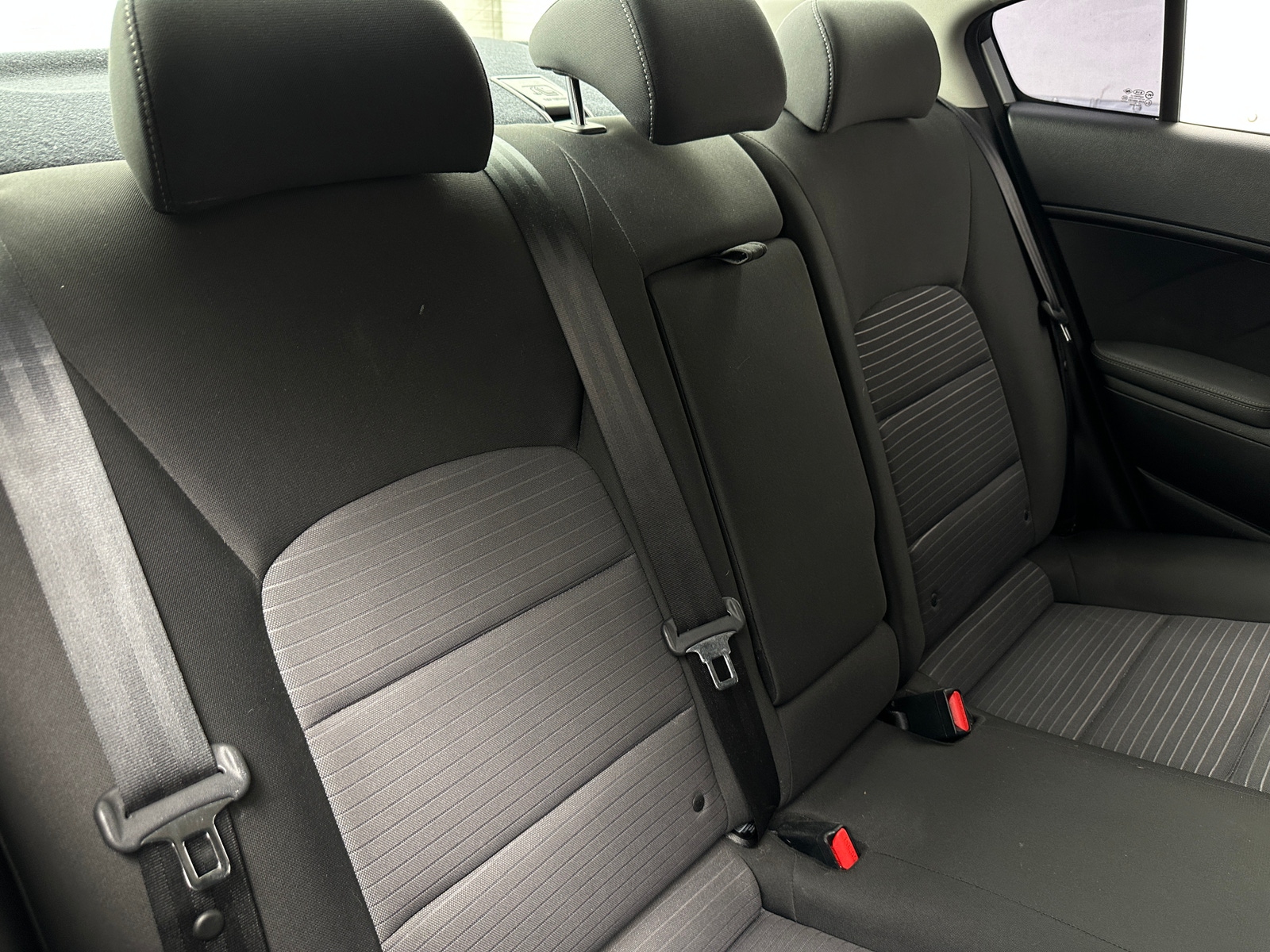 Thumbnail: 2017 Kia Forte - 6