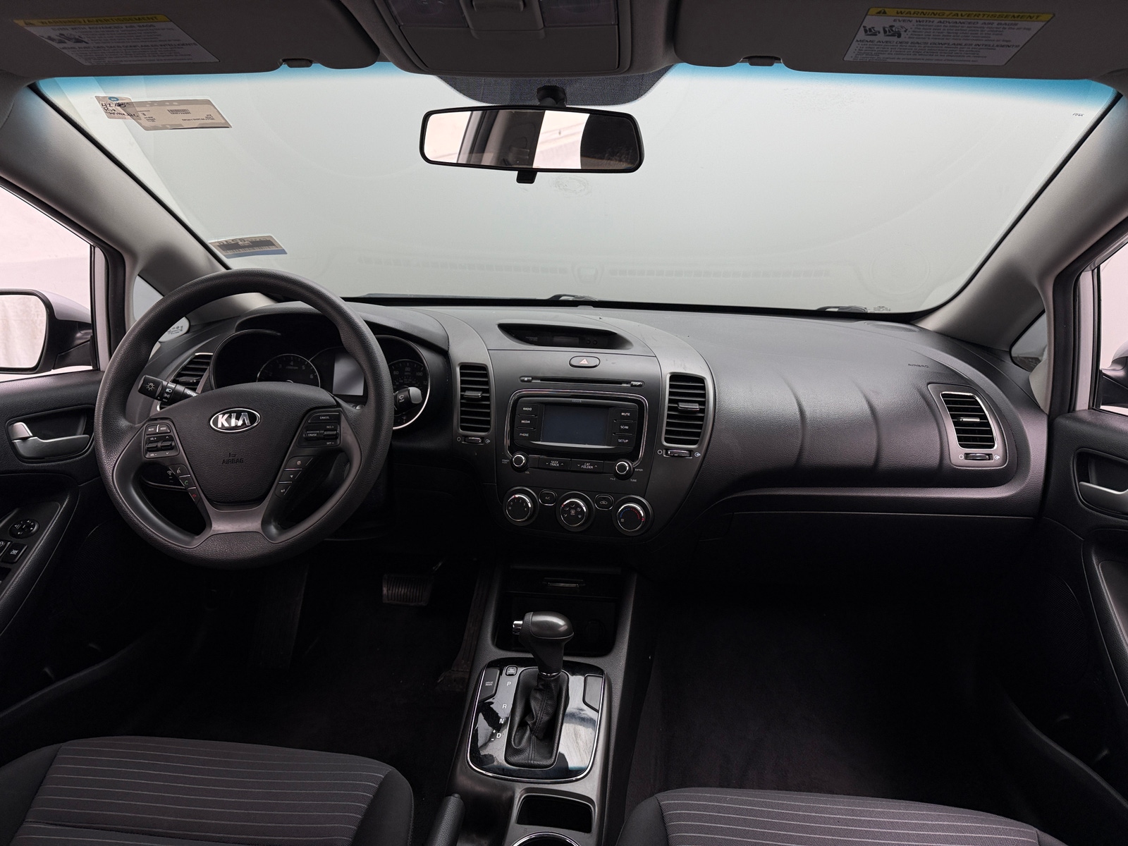 Thumbnail: 2017 Kia Forte - 3