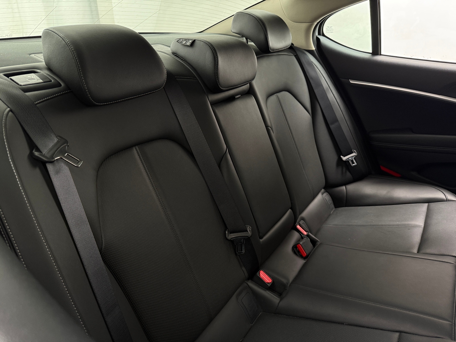 Thumbnail: 2025 Genesis G70 - 5