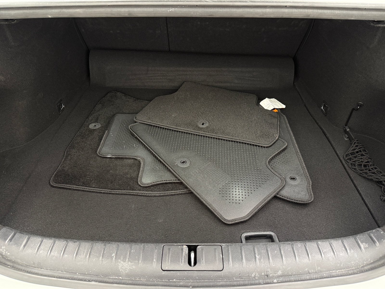 Thumbnail: 2025 Genesis G70 - 6