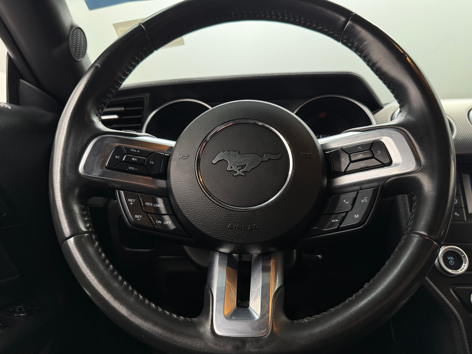 Thumbnail: 2020 Ford Mustang - 4