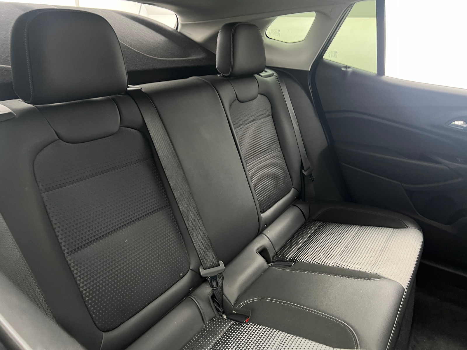 Thumbnail: 2025 Chevrolet Trax - 6