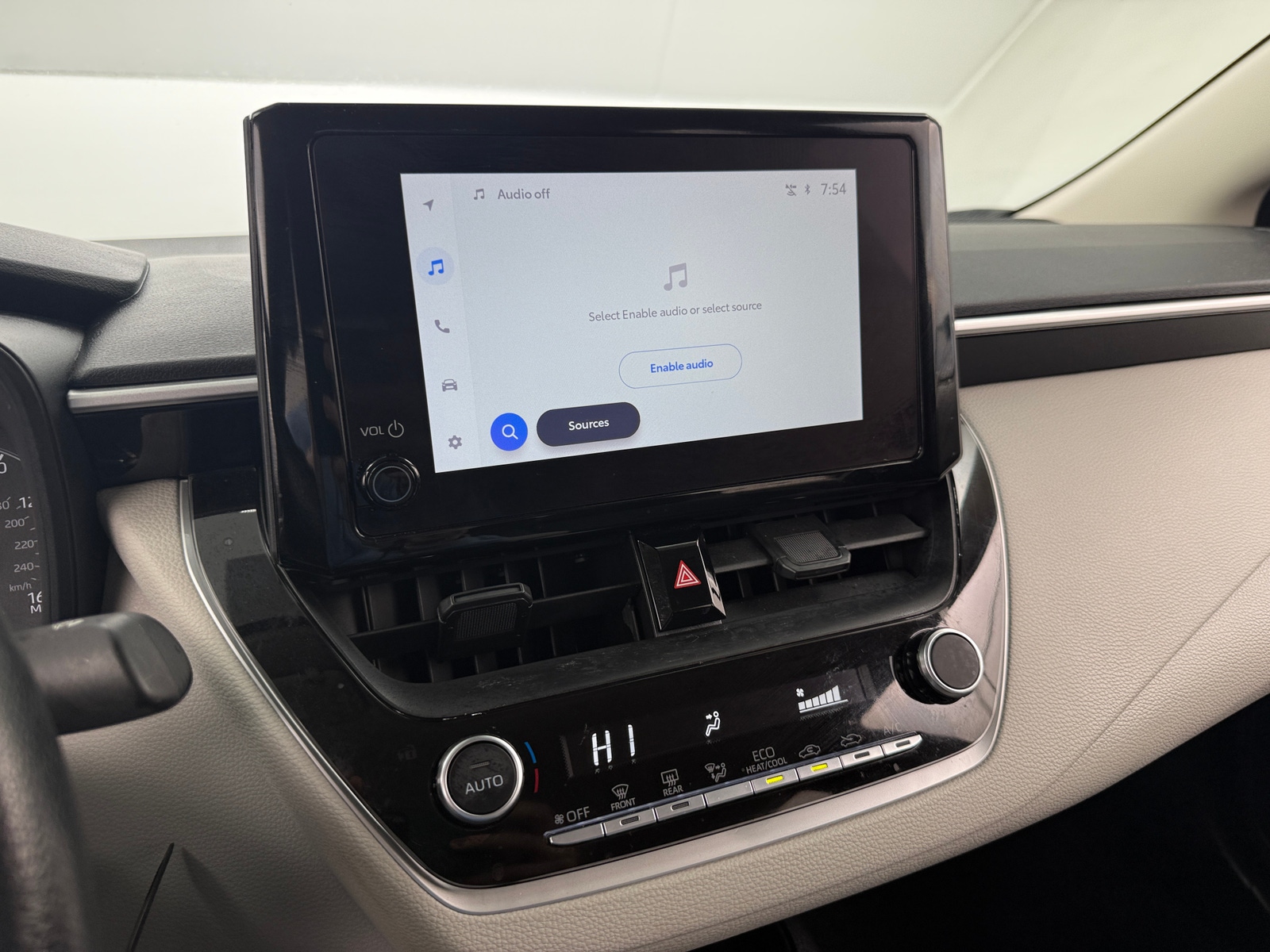 Thumbnail: 2025 Toyota Corolla - 4