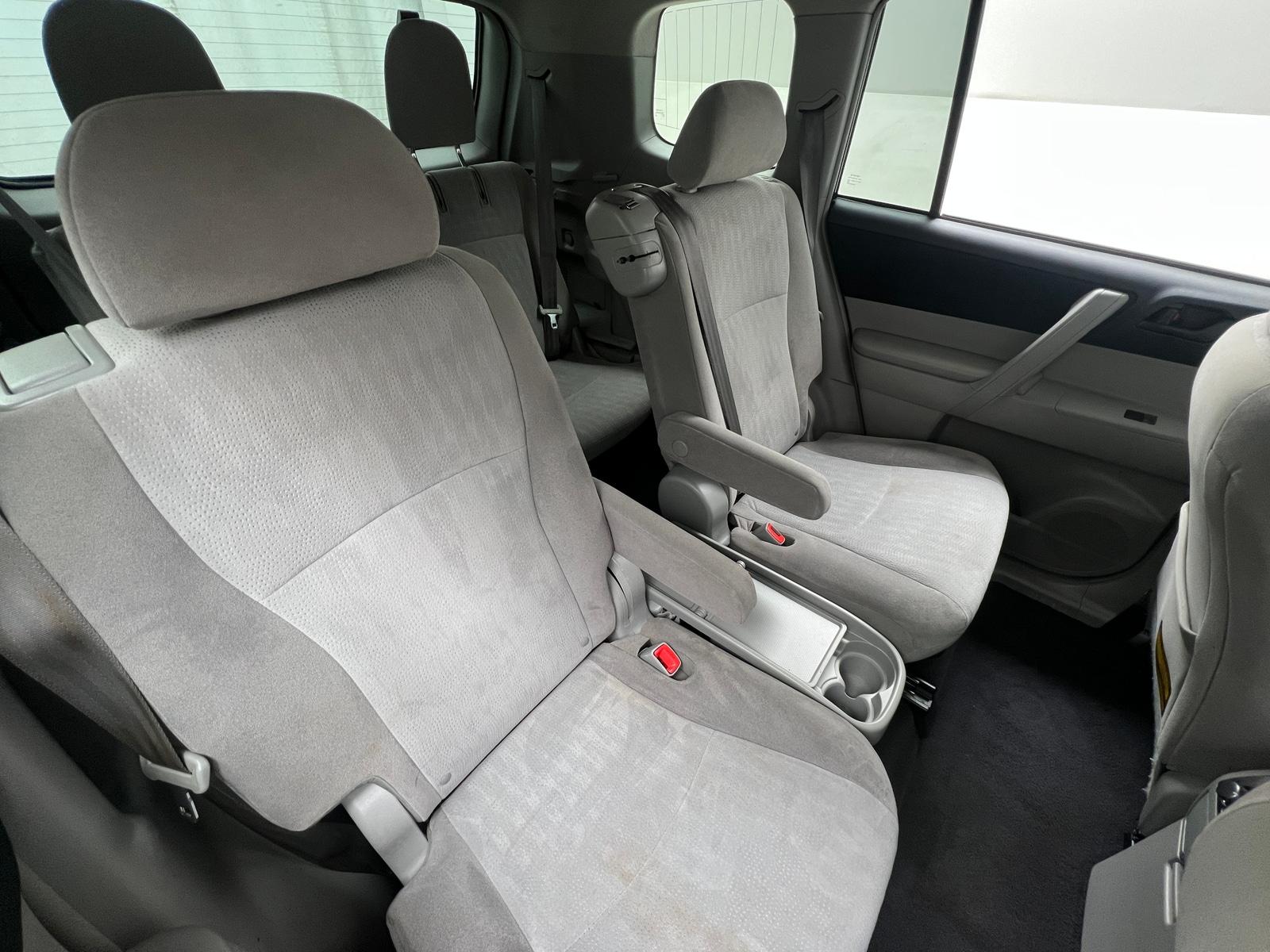 Thumbnail: 2013 Toyota Highlander - 6