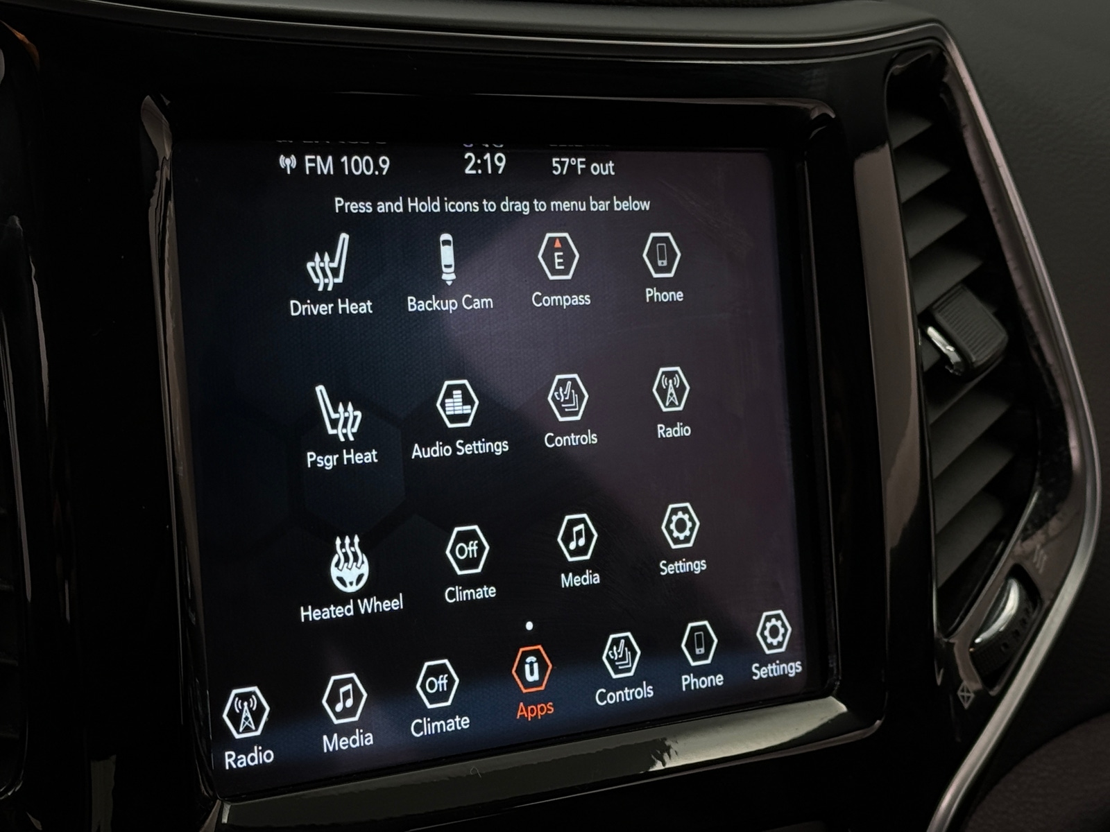 Thumbnail: 2021 Jeep Cherokee - 3