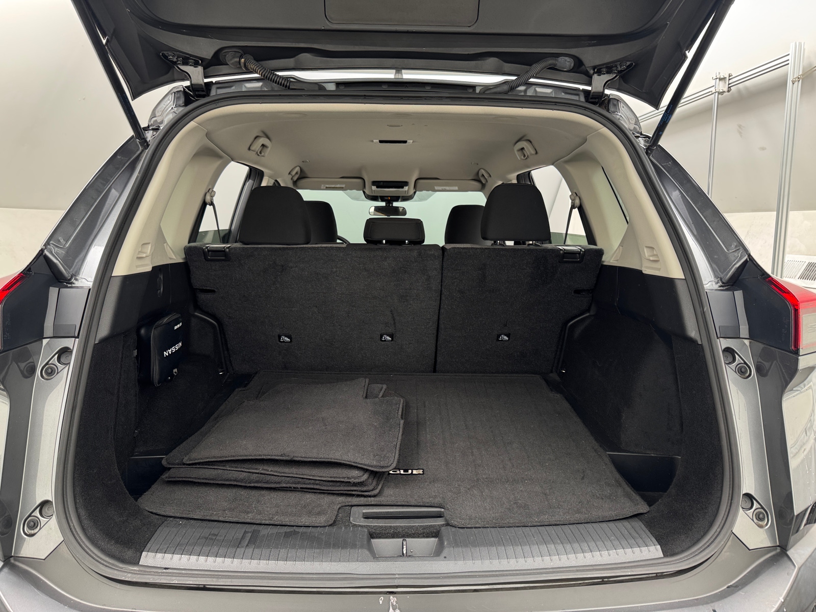 Thumbnail: 2022 Nissan Rogue - 7