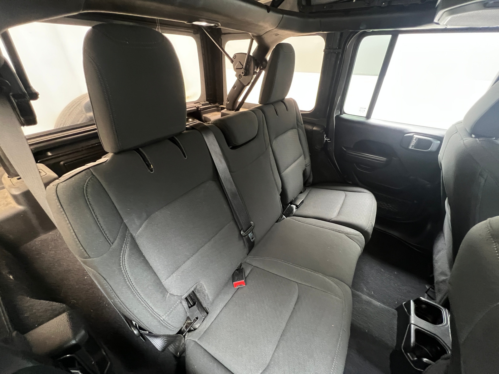 Thumbnail: 2019 Jeep Wrangler - 6