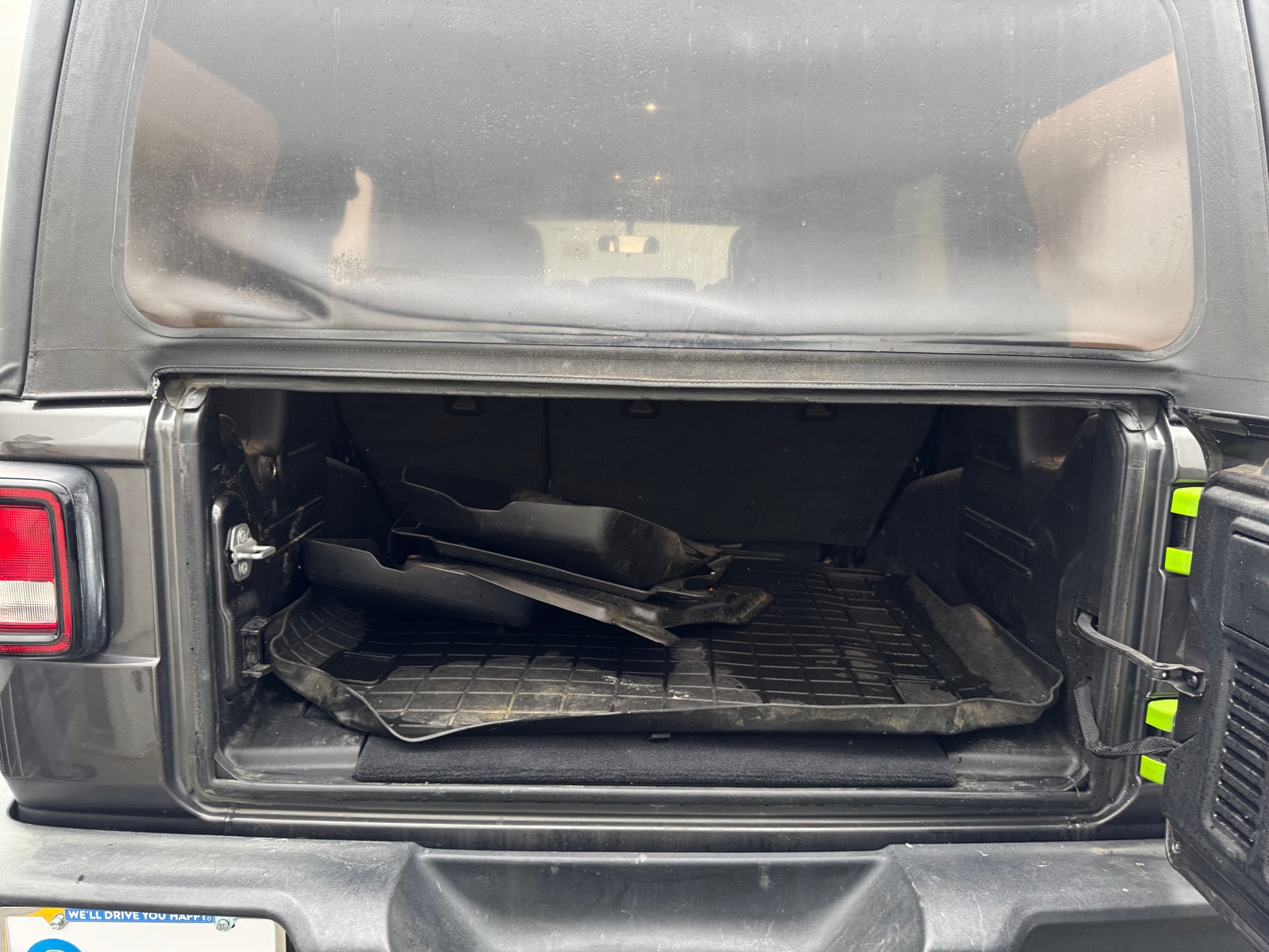 Thumbnail: 2019 Jeep Wrangler - 7