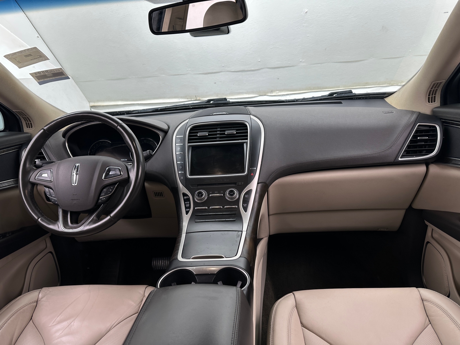 Thumbnail: 2017 Lincoln MKX - 2