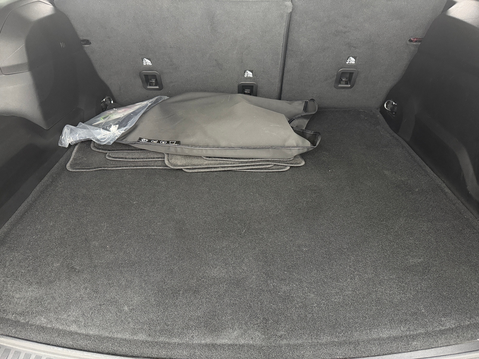 Thumbnail: 2024 Jeep Wagoneer S - 6