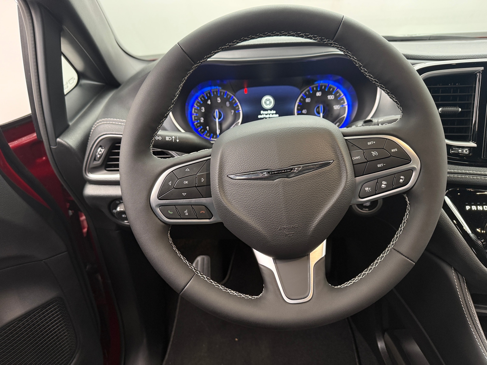 Thumbnail: 2026 Chrysler Pacifica - 4