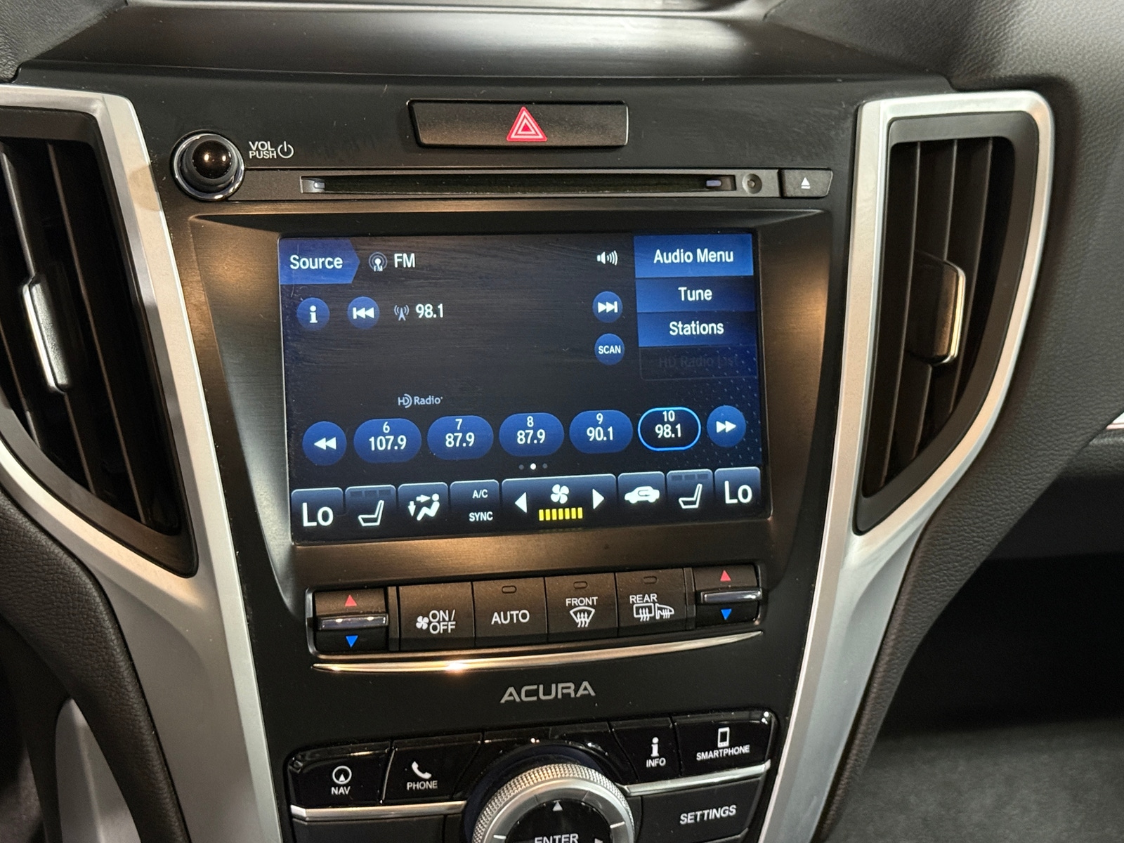 Thumbnail: 2020 Acura TLX - 4