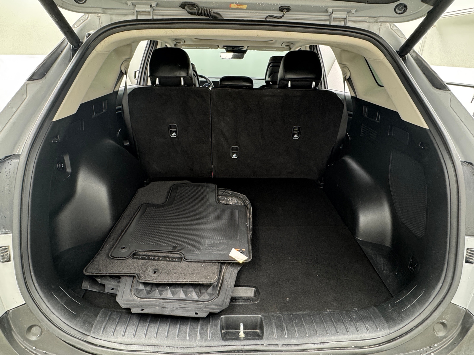 Thumbnail: 2024 Kia Sportage - 6