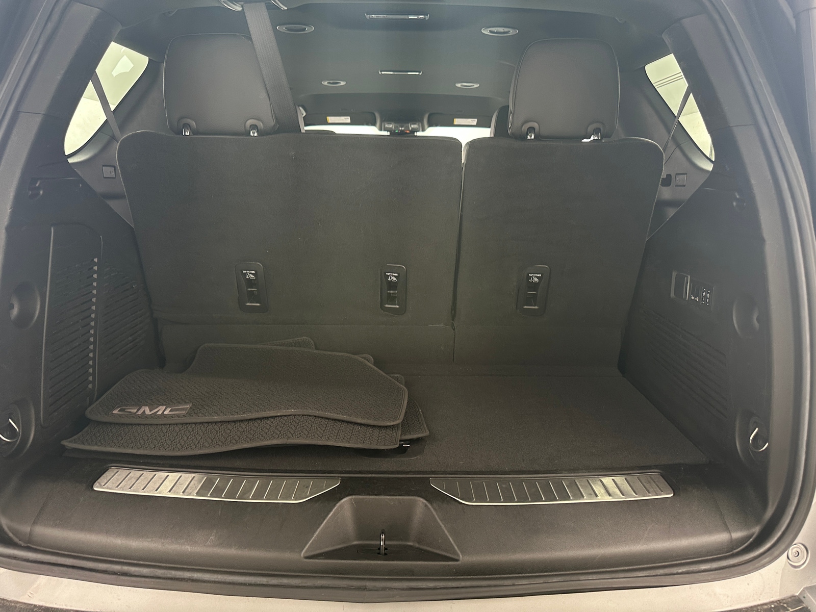 Thumbnail: 2023 GMC Yukon - 6