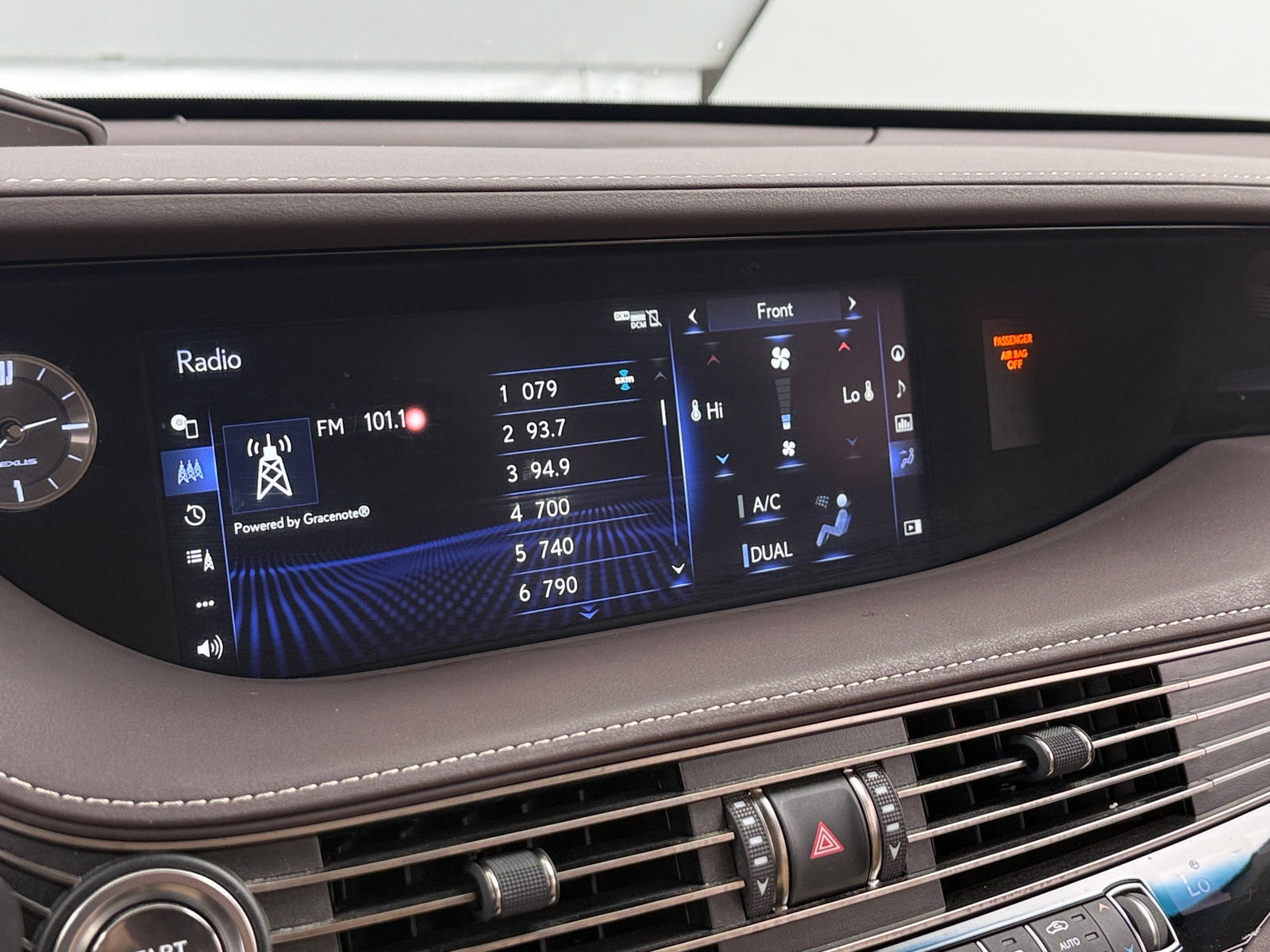 Thumbnail: 2019 Lexus LS - 4