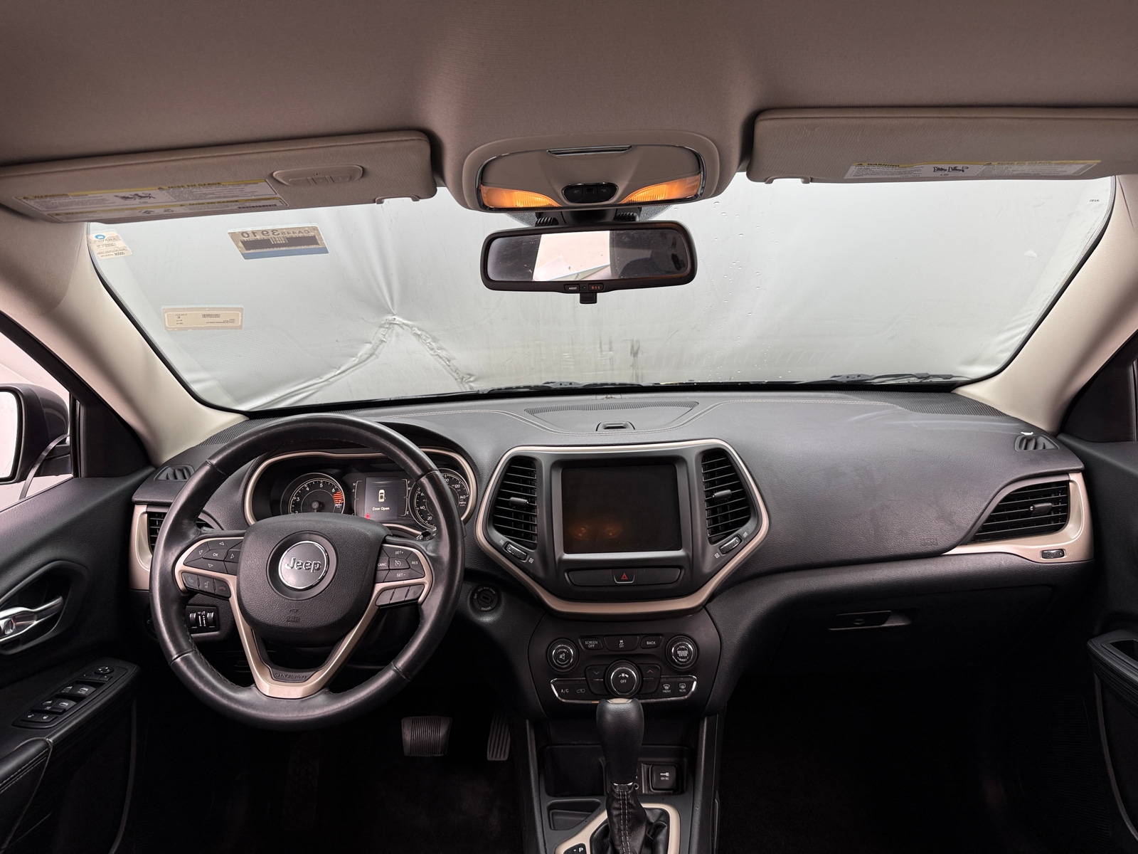 Thumbnail: 2016 Jeep Cherokee - 3