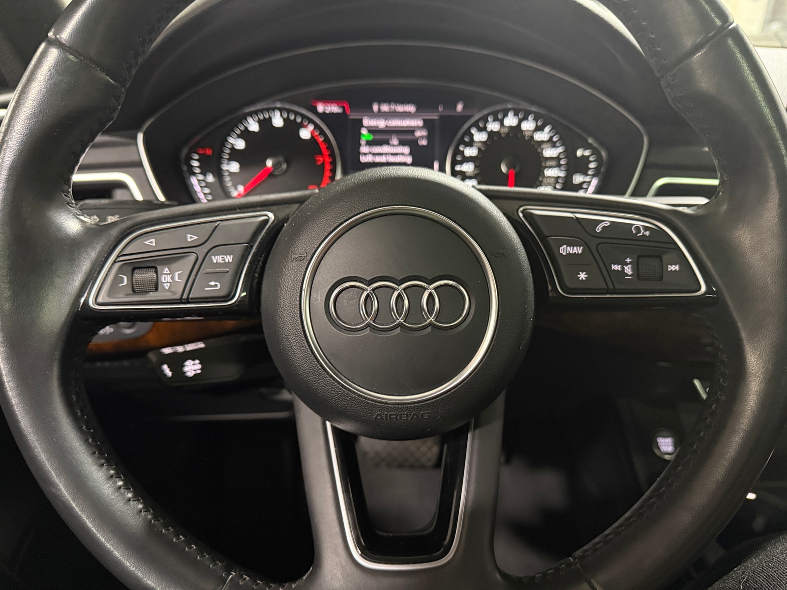 Thumbnail: 2018 Audi A4 - 4